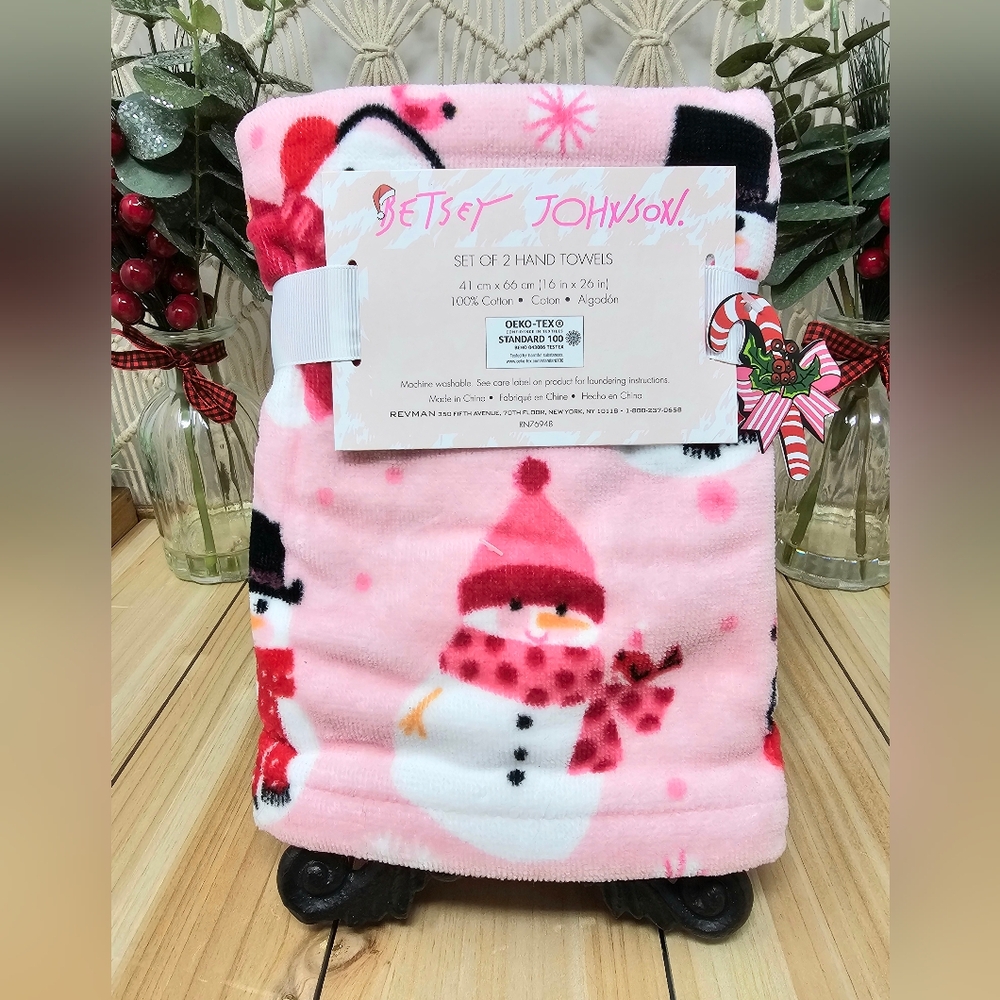 Betsey Johnson Christmas Hand Towels
